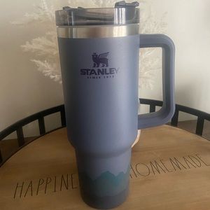 Stanley 40oz with handle